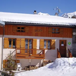  Chalet Les Gentianes France
